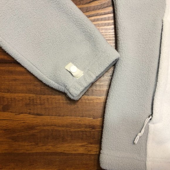 North Face Women's Fleece Jacket - Full Zip, White & Gray - Picture 7 of 11